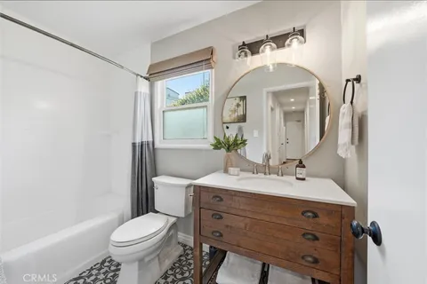 $1,785,000 | 1039 8th Street, Hermosa Beach, CA 90254