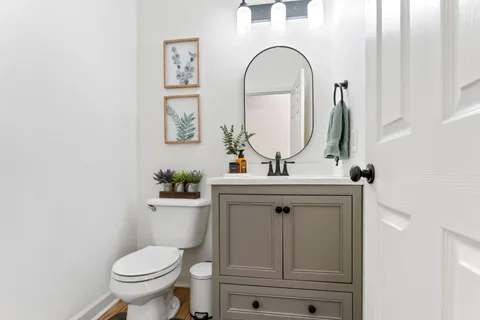 a view of a hallway with windows