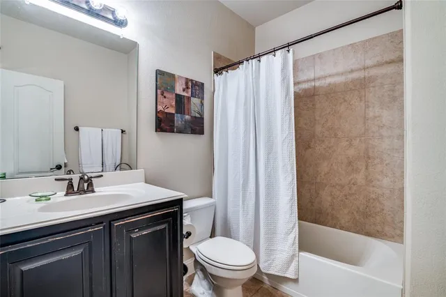 $3,300 | 4268 Riverview Drive, Carrollton, TX 75010