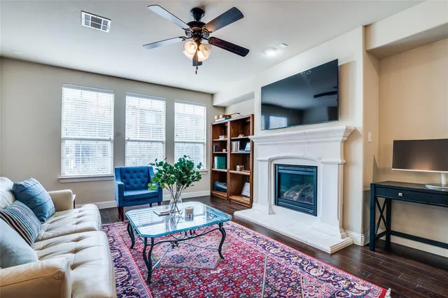 $3,300 | 4268 Riverview Drive, Carrollton, TX 75010