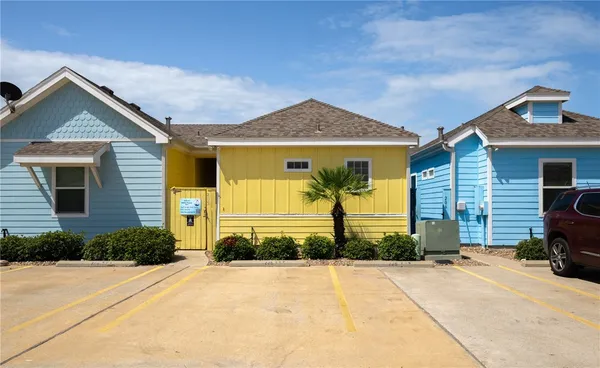 $399,900 | 2212 Highway 361, Unit 205, Port Aransas, TX 78373