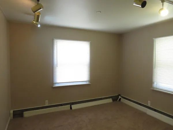 $130,000 | 26307 Woodmont Street, Roseville, MI 48066