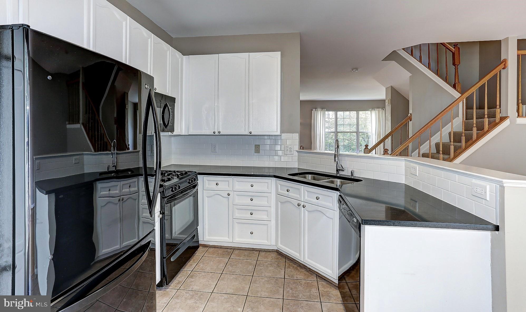 12011 Edgemere Circle Reston, VA 20190 - Photo 2 of 29 REMODELED KITCHEN