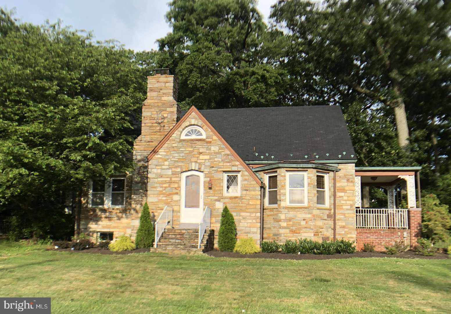 25901 Woodfield Road Damascus, MD 20872 - Photo 2 of 25 Gallery Image 2