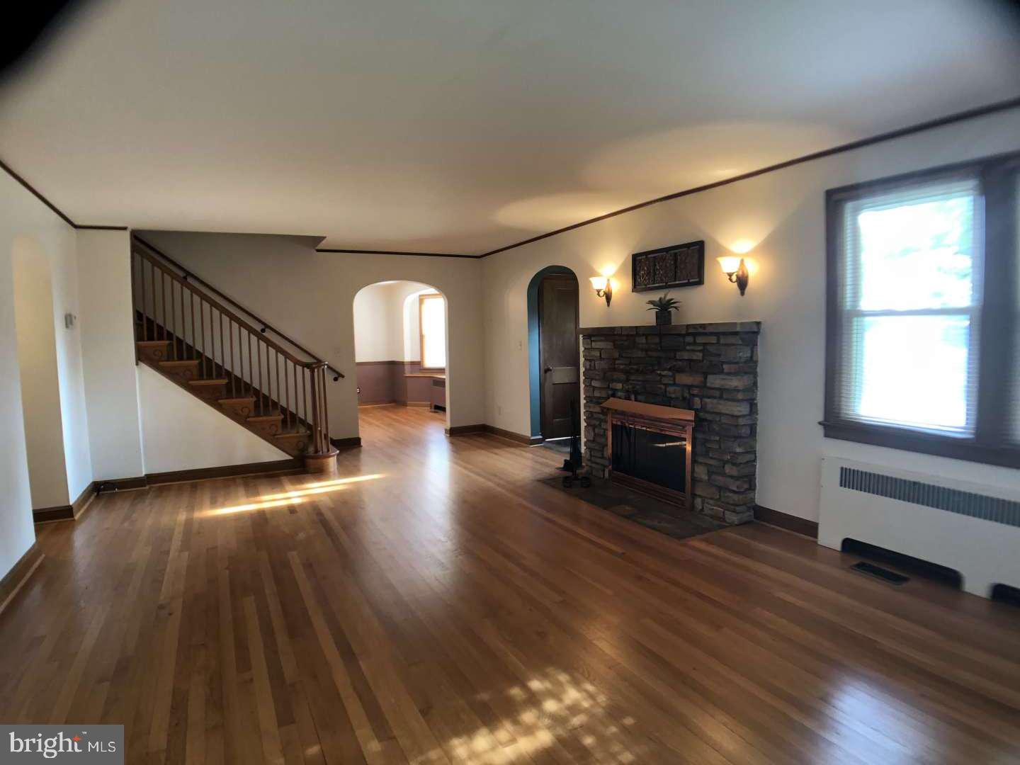 25901 Woodfield Road Damascus, MD 20872 - Photo 12 of 25 Gallery Image 12