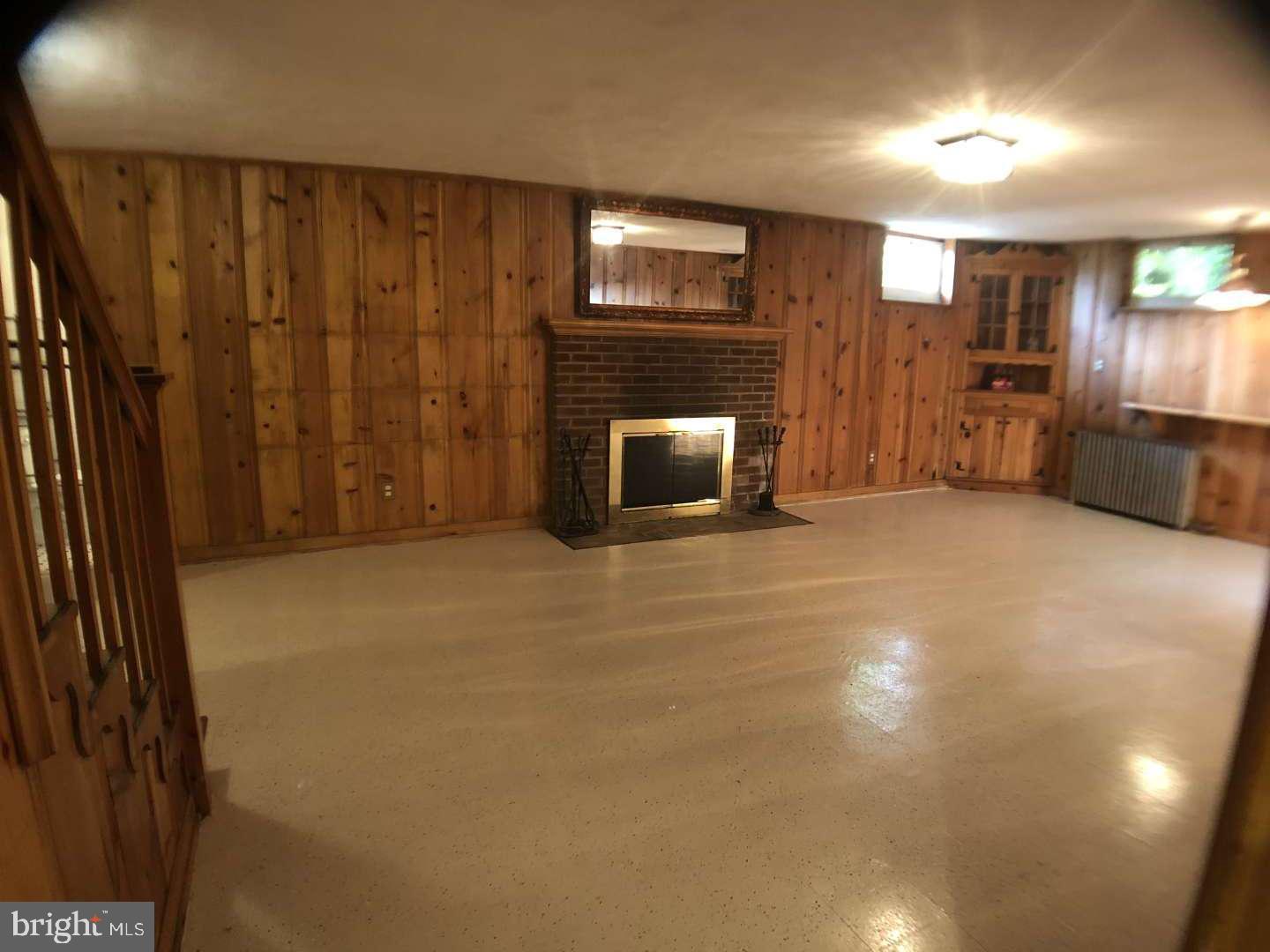 25901 Woodfield Road Damascus, MD 20872 - Photo 20 of 25 Gallery Image 20