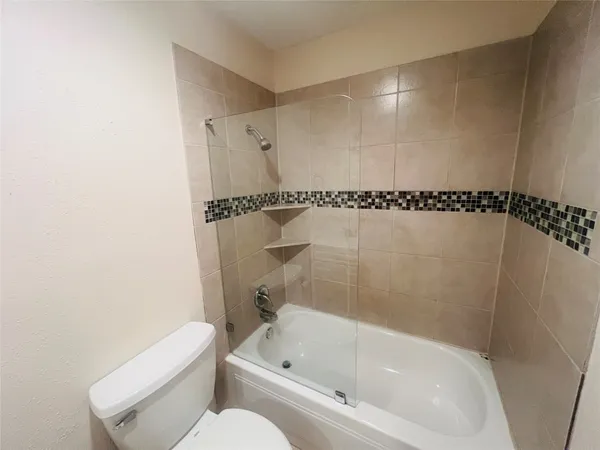 $1,500 | 10047 Westpark Drive, Unit 46, Houston, TX 77042