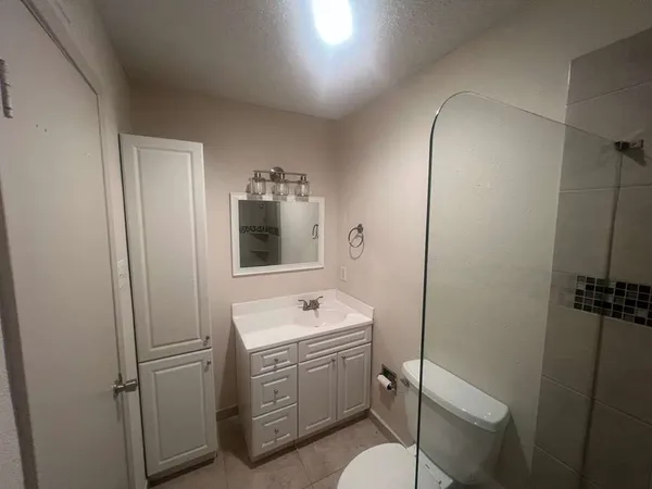 $1,500 | 10047 Westpark Drive, Unit 46, Houston, TX 77042