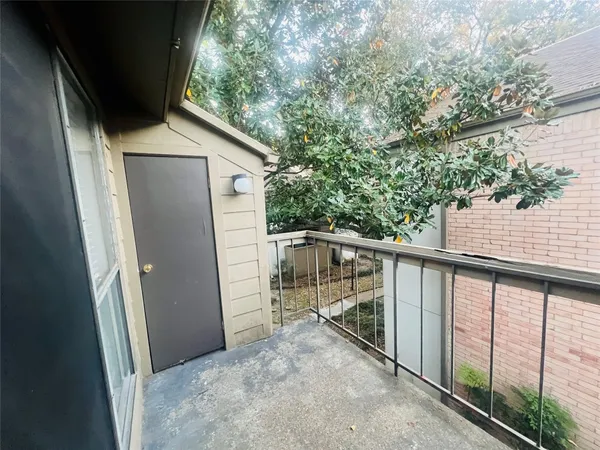 $1,500 | 10047 Westpark Drive, Unit 46, Houston, TX 77042