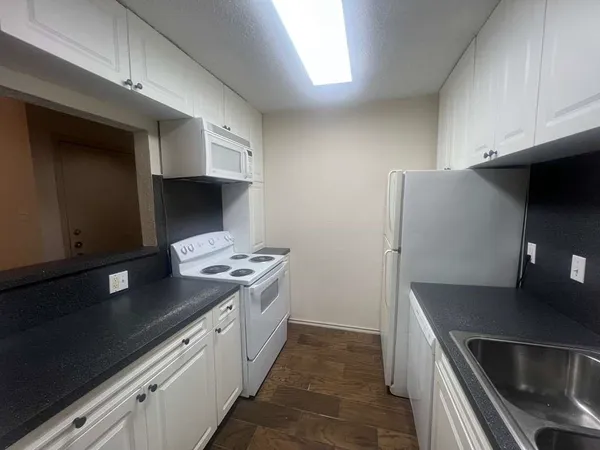 $1,500 | 10047 Westpark Drive, Unit 46, Houston, TX 77042