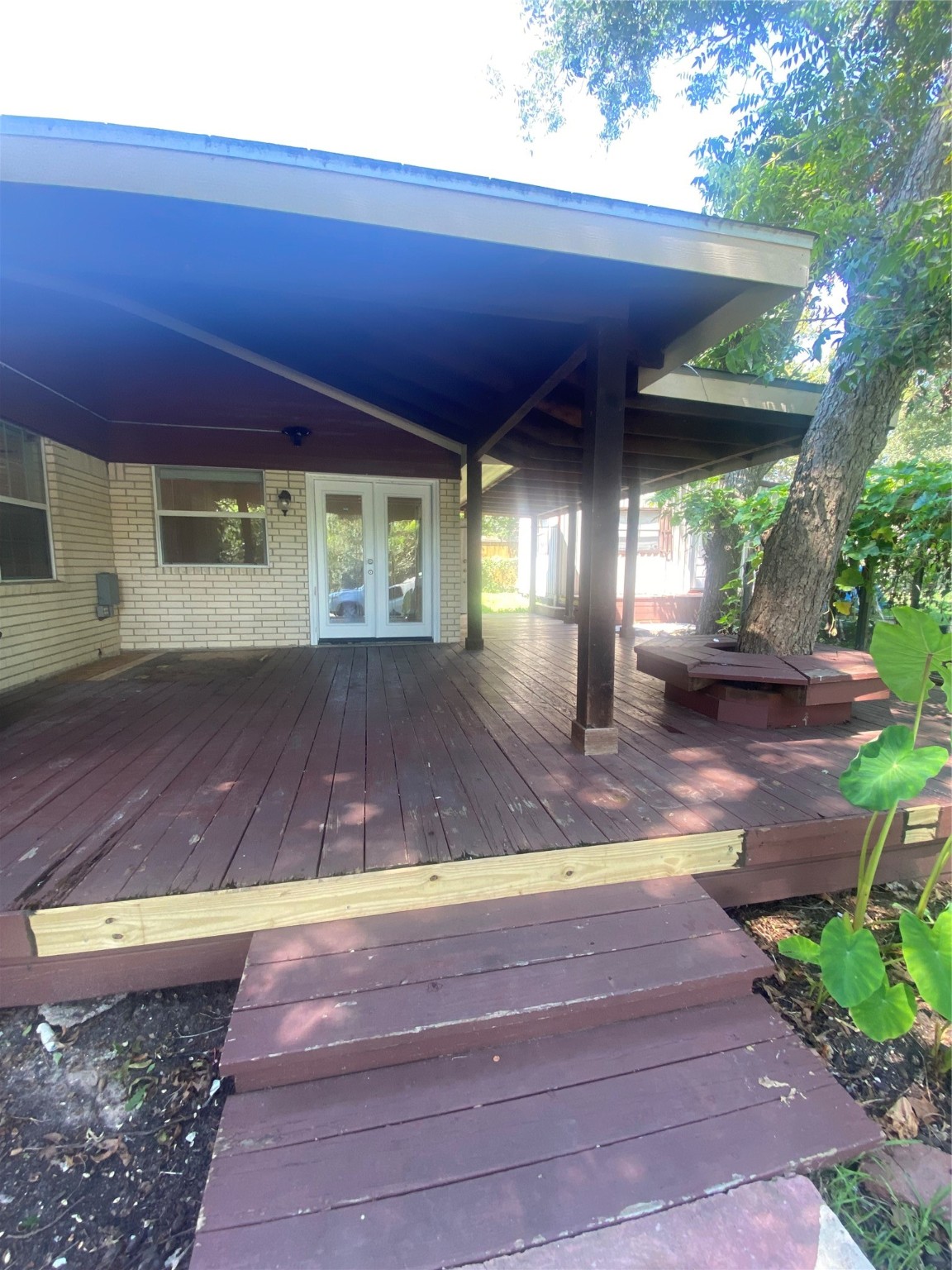 609 Kerr Street Brenham, TX 77833 - Photo 26 of 34 a view of a backyard with a patio