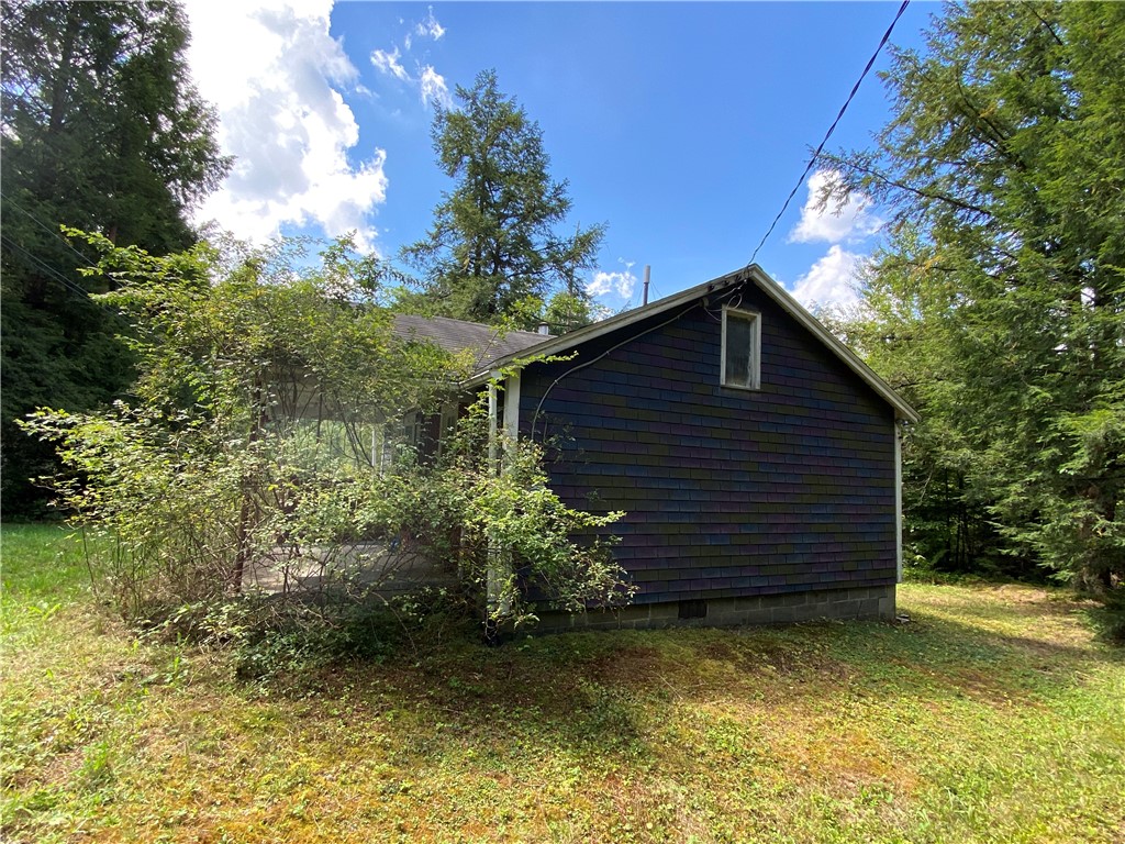 1227 Markert Road Wilcox, PA 15870 - Photo 5 of 22