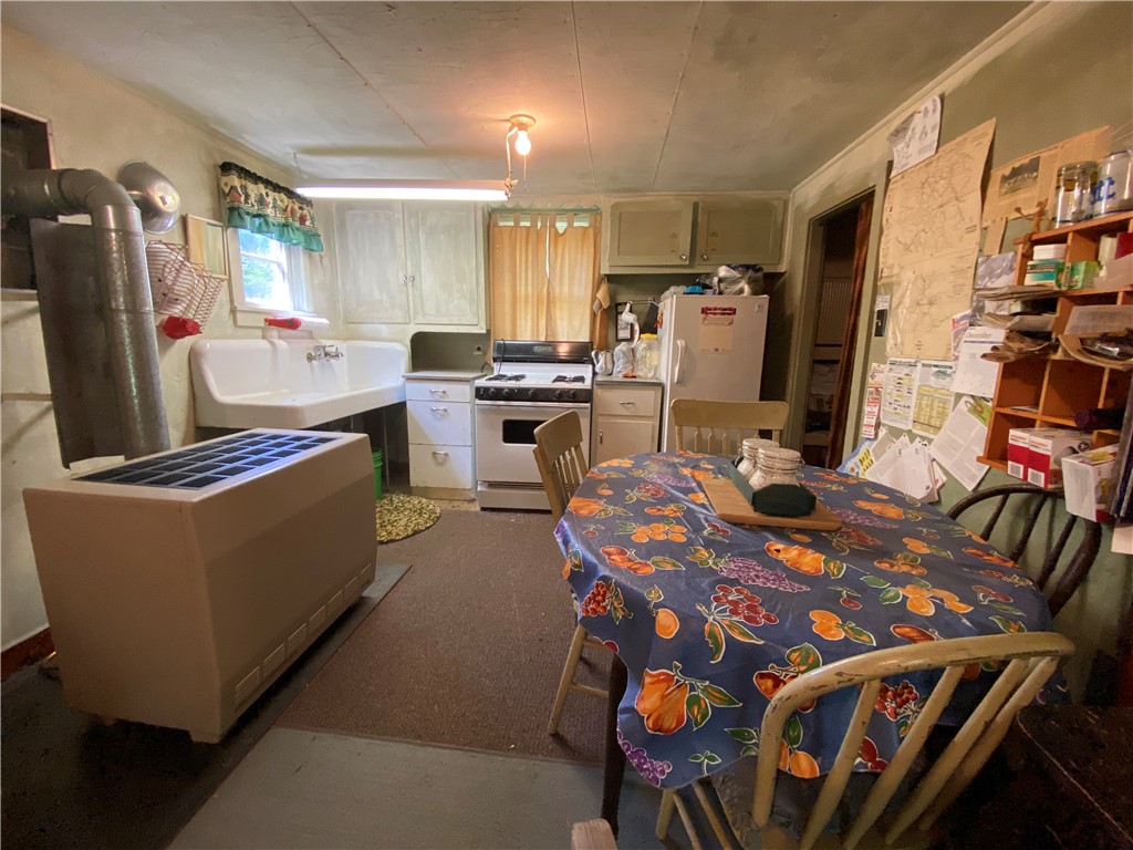 1227 Markert Road Wilcox, PA 15870 - Photo 7 of 22