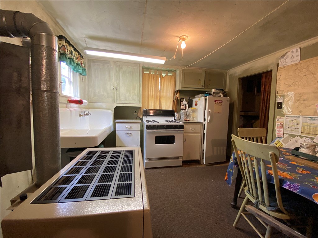 1227 Markert Road Wilcox, PA 15870 - Photo 8 of 22