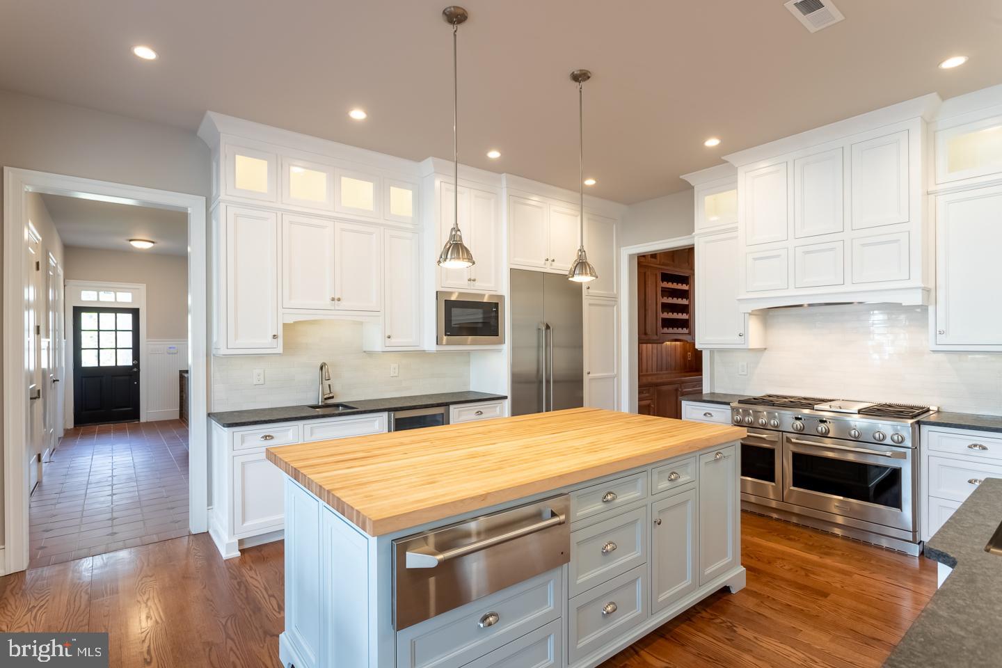 301 Berkley Road Devon, PA 19333 - Photo 15 of 48