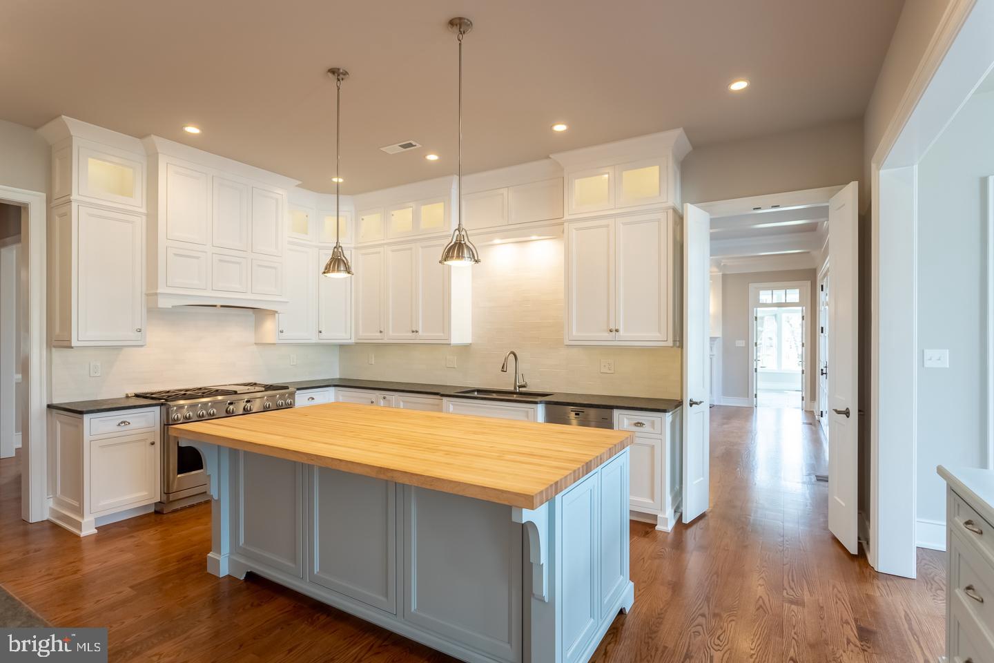 301 Berkley Road Devon, PA 19333 - Photo 19 of 48