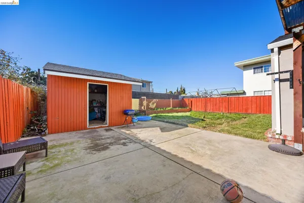 $605,000 | 7447 Lockwood Street, Oakland, CA 94621