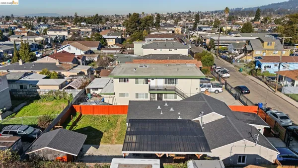 $605,000 | 7447 Lockwood Street, Oakland, CA 94621
