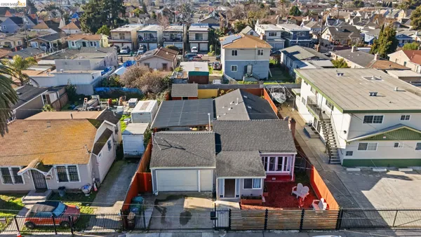 $605,000 | 7447 Lockwood Street, Oakland, CA 94621