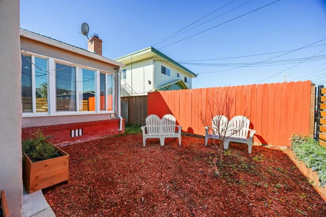 $585,000 | 7447 Lockwood Street, Oakland, CA 94621