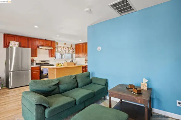 $605,000 | 7447 Lockwood Street, Oakland, CA 94621