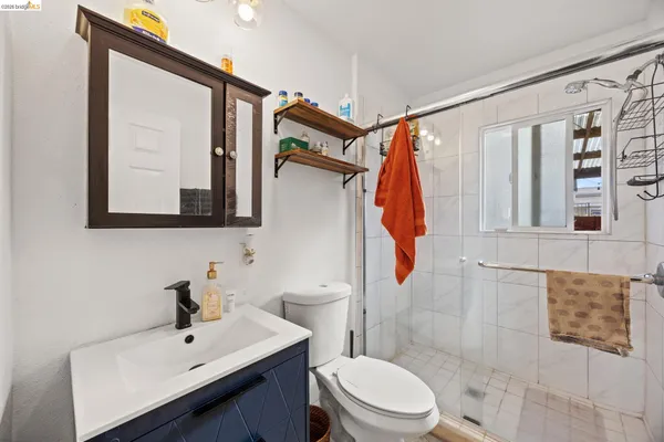 $605,000 | 7447 Lockwood Street, Oakland, CA 94621