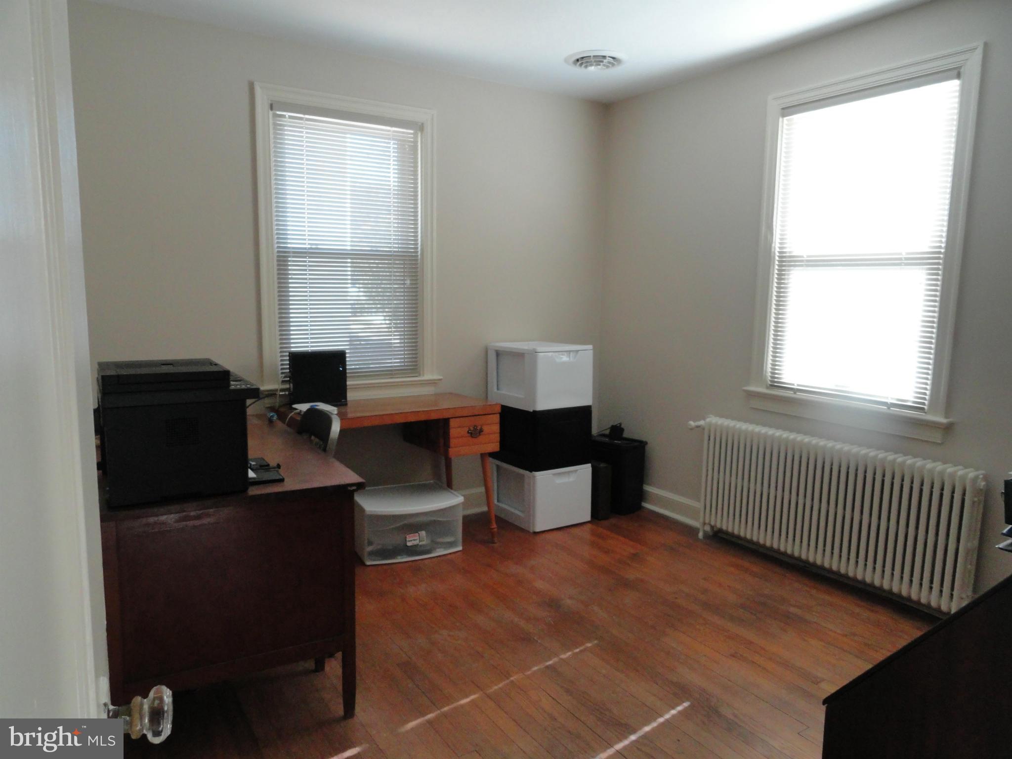 119 Melbourne Avenue Silver Spring, MD 20901 - Photo 10 of 16 Bedroom