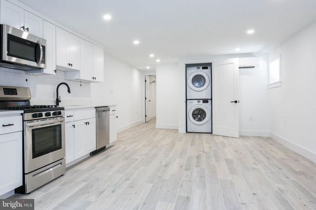 $1,100,000 | 1024 I Street Northeast, Washington, DC 20002