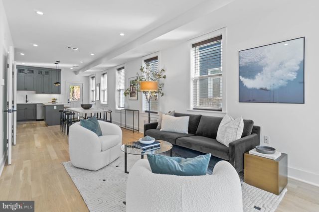 $1,100,000 | 1024 I Street Northeast, Washington, DC 20002