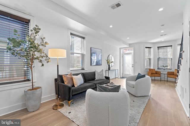 $1,100,000 | 1024 I Street Northeast, Washington, DC 20002