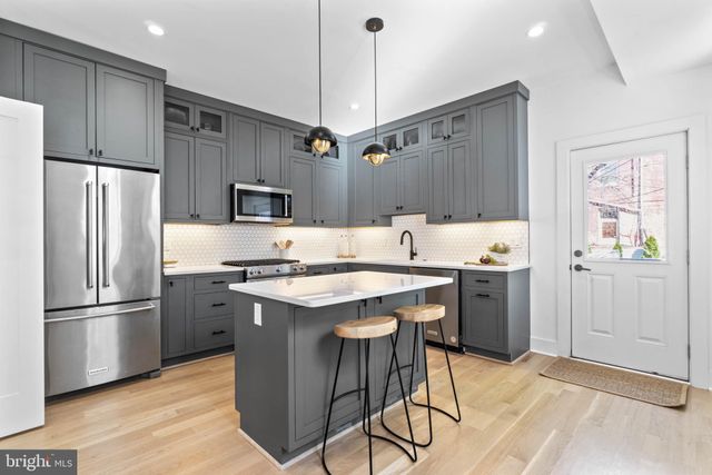 $1,100,000 | 1024 I Street Northeast, Washington, DC 20002