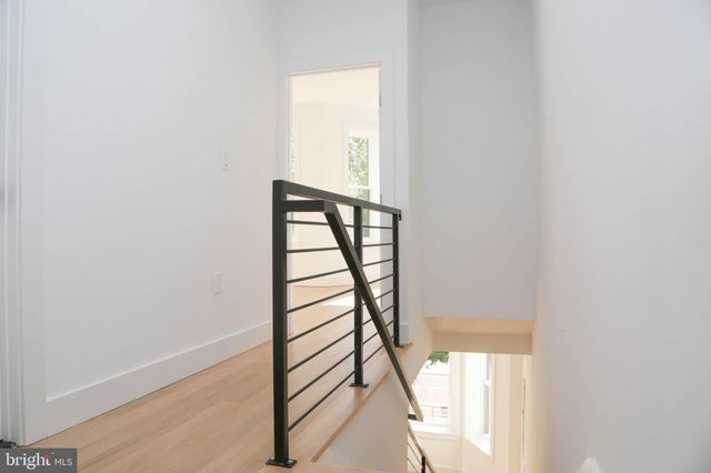 $1,100,000 | 1024 I Street Northeast, Washington, DC 20002