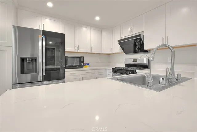 $689,000 | 419 North Chandler Avenue, Unit 508, Monterey Park, CA 91754