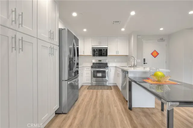 $689,000 | 419 North Chandler Avenue, Unit 508, Monterey Park, CA 91754