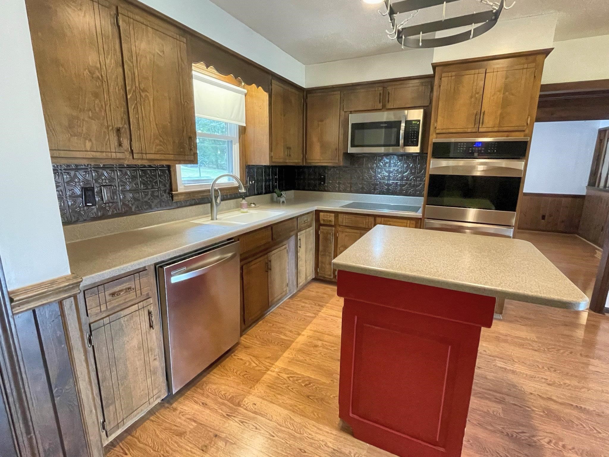 201 Brookfield Road Roebuck, SC 29376 - Photo 2 of 30 Gallery Image 2