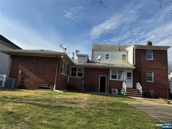$3,000 | 440 Boulevard, Garfield, NJ 07026