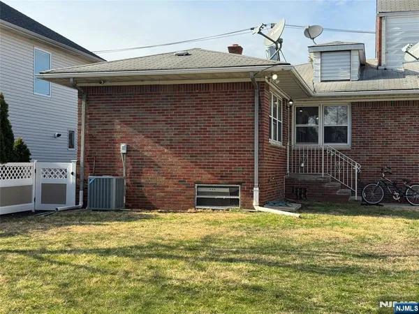 $3,000 | 440 Boulevard, Garfield, NJ 07026