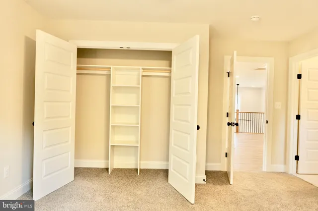 $998,000 | 8028 Pinnacle Ridge Drive, Manassas, VA 20112