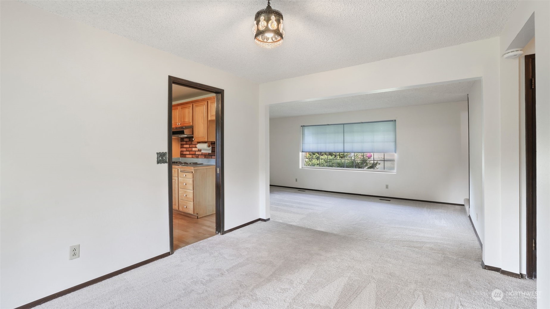 14420 143rd Place Southeast Renton, WA 98059 - Photo 12 of 33