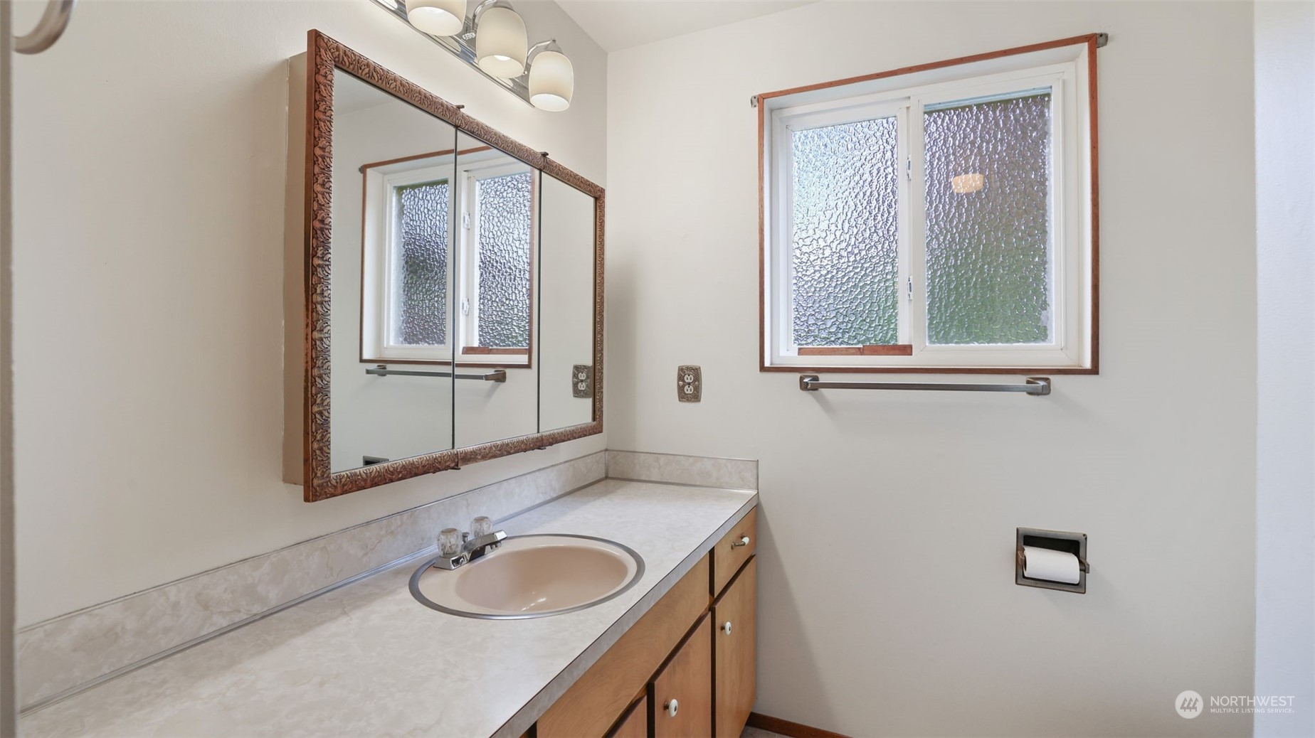 14420 143rd Place Southeast Renton, WA 98059 - Photo 14 of 33