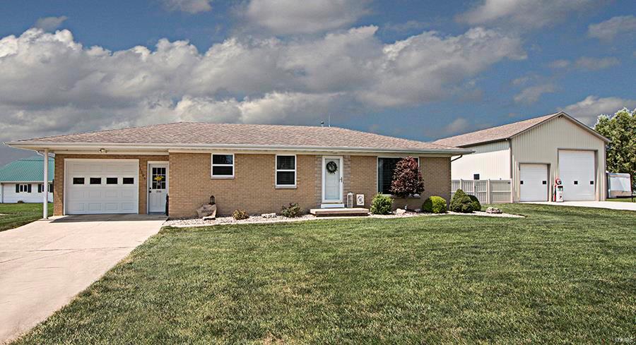 17709 St Rose Road St. Rose, IL 62230 - Photo 1 of 44