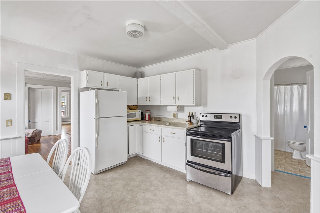 67 Cross Street, Unit 2 Westerly, RI 02891 - Photo 6 of 20 Gallery Image 6