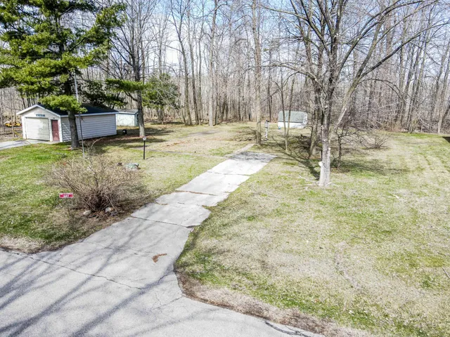 $289,000 | 1887 Cottage Road, Little Suamico, WI 54141