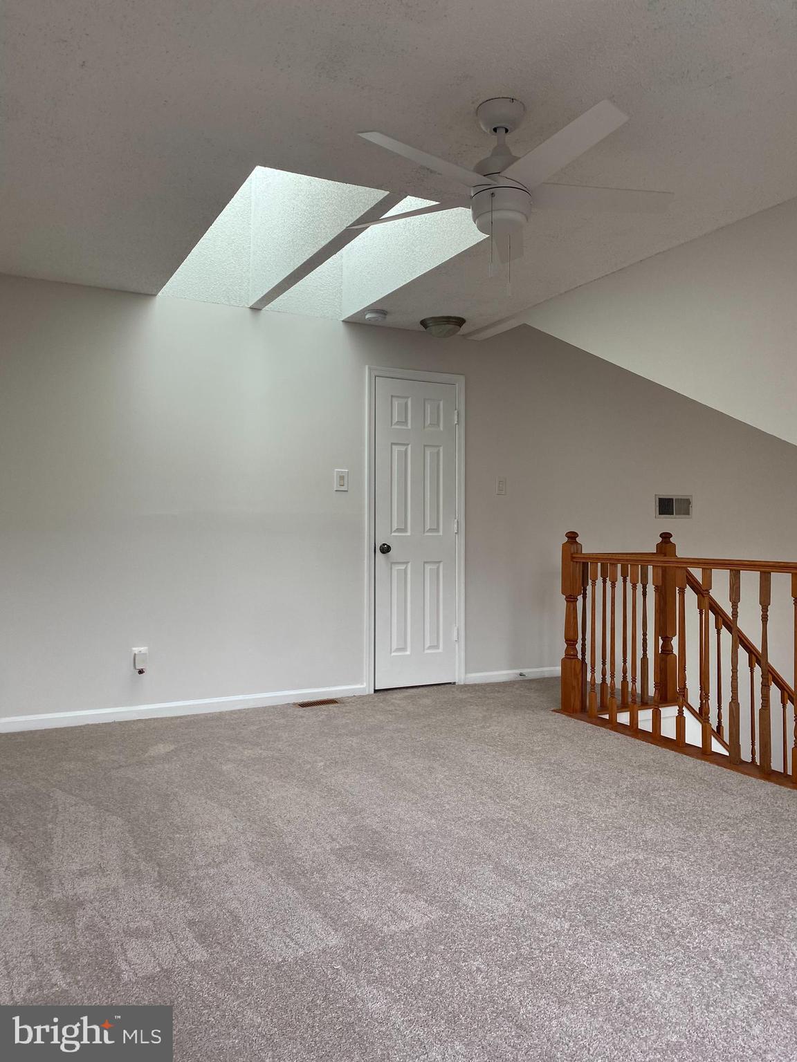 12106 Greenway Court, Unit 302 Fairfax, VA 22033 - Photo 17 of 20 an empty room with windows