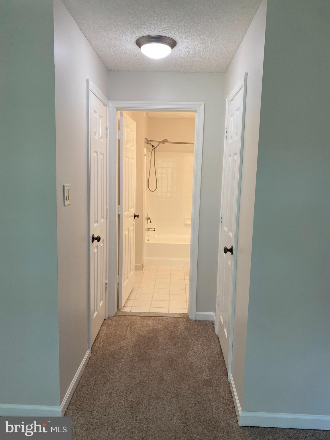 12106 Greenway Court, Unit 302 Fairfax, VA 22033 - Photo 9 of 20