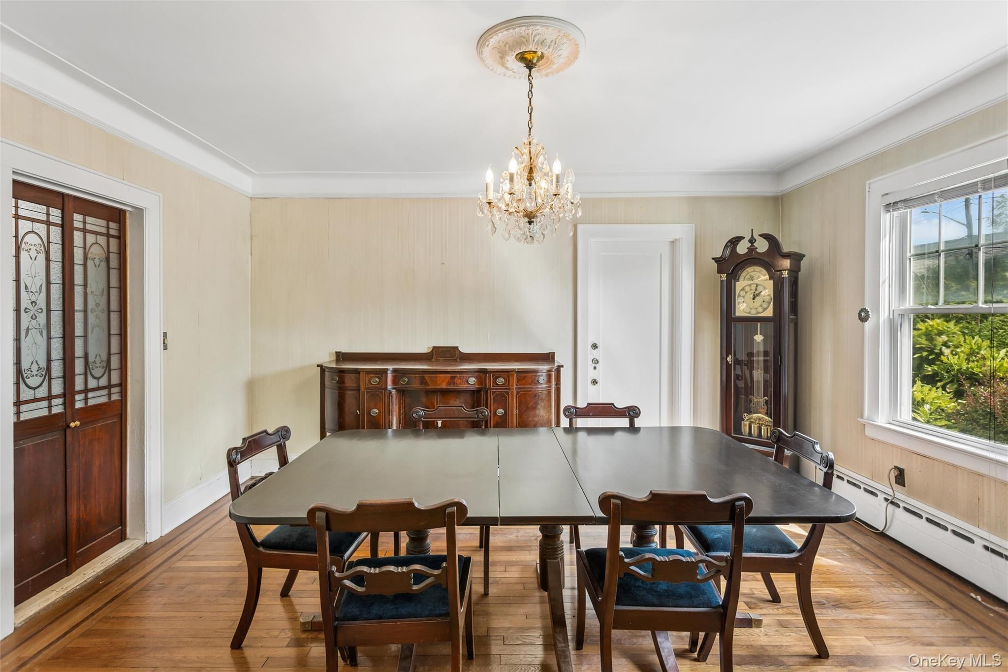 50 Roxbury Road Rockville Centre, NY 11570 - Photo 11 of 45