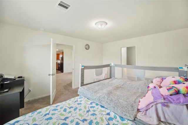 $2,000 | 12730 Pelican Bay Drive, Houston, TX 77038