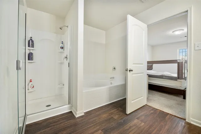 $2,000 | 12730 Pelican Bay Drive, Houston, TX 77038