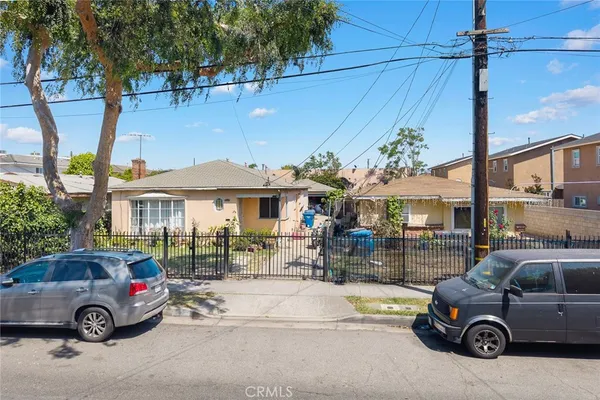 a car parked in front of a house