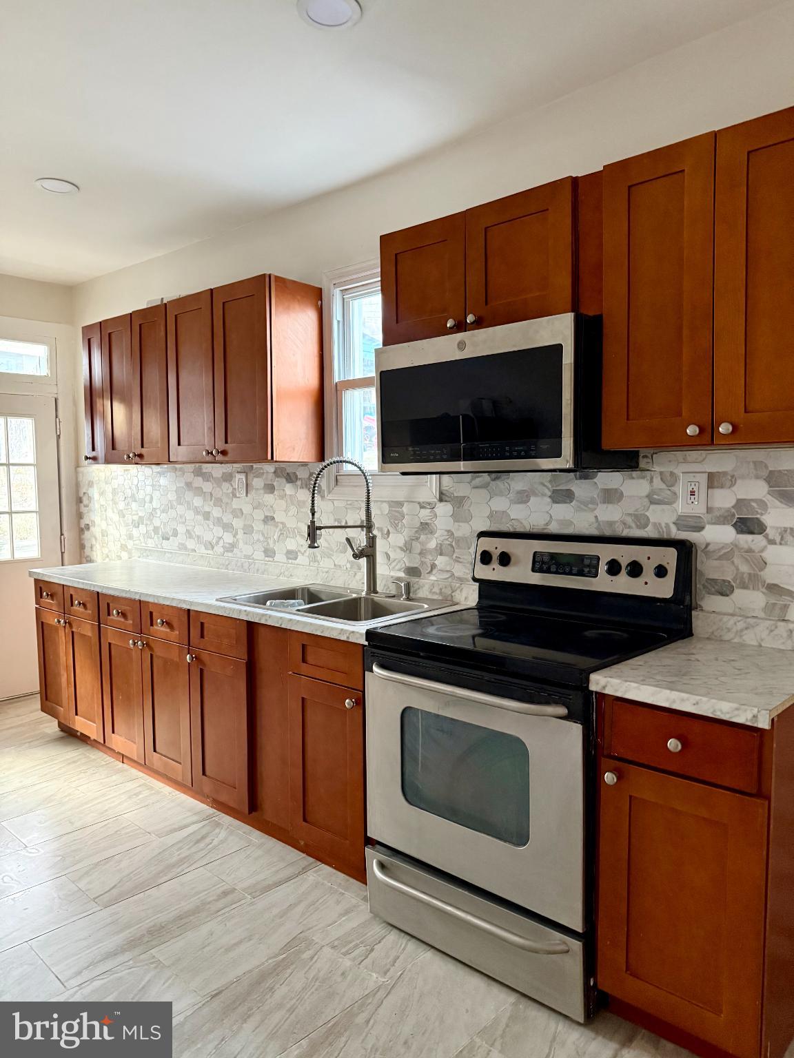 918 Walnut Street Ashland, PA 17921 - Photo 6 of 15